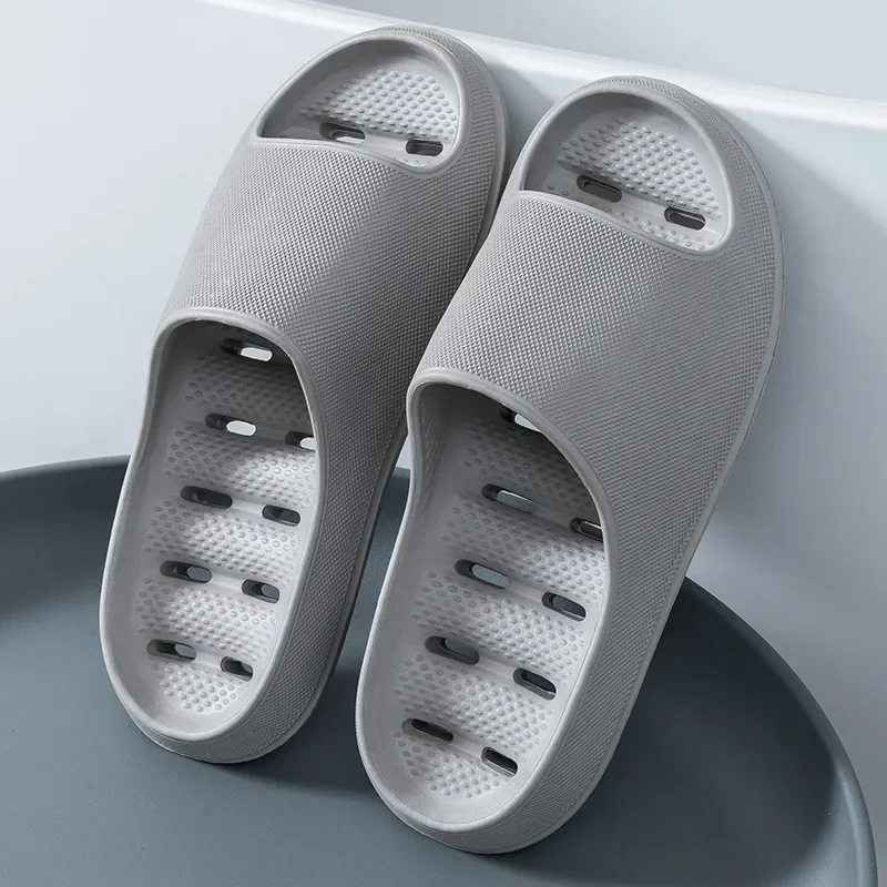 メンズバスルーム入浴スリッパ新しい夏屋内ホームEVA滑り止め - Flippers Swimming のレビューと価格